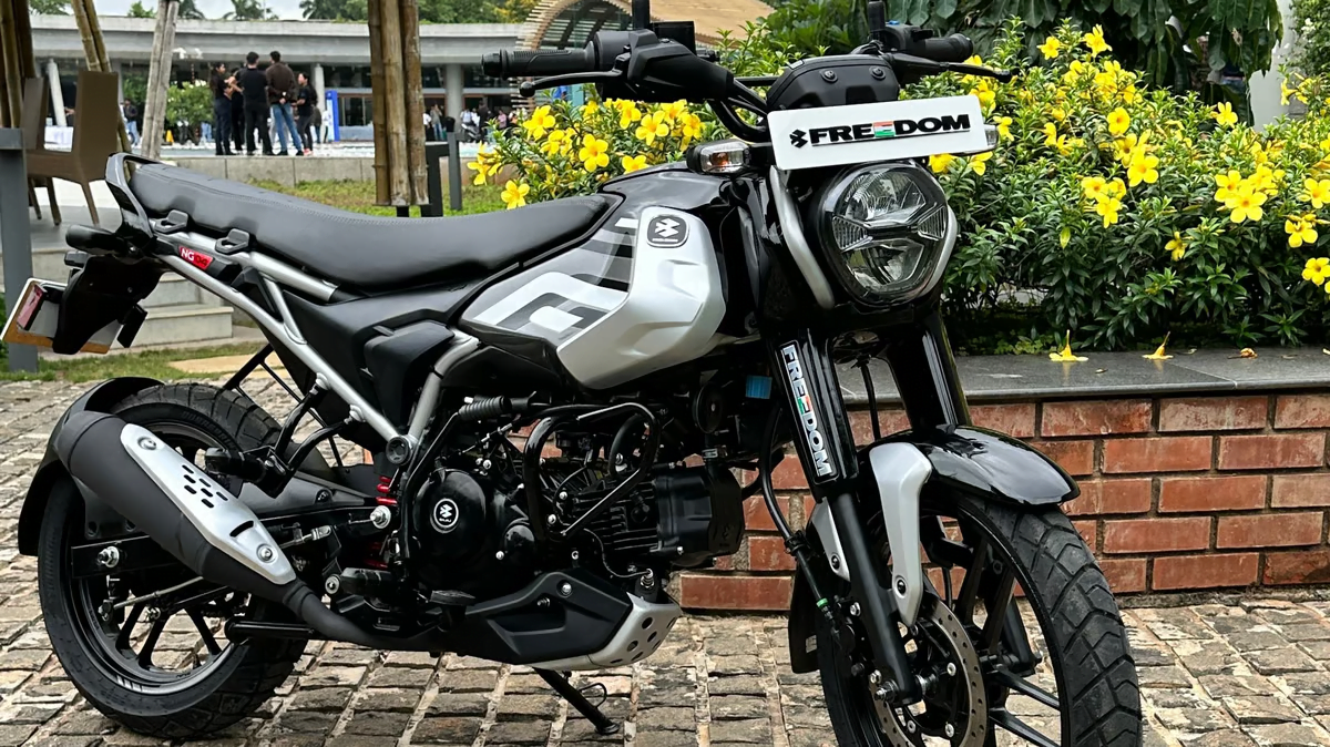 बजाज फ्रीडम 125 Bike CNG