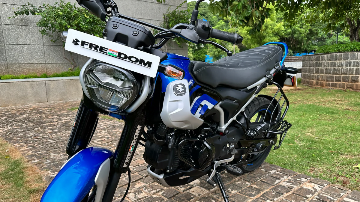 बजाज फ्रीडम 125 Bike CNG